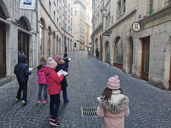 Jeu de piste enfant « La chasse aux vilains à Genève »