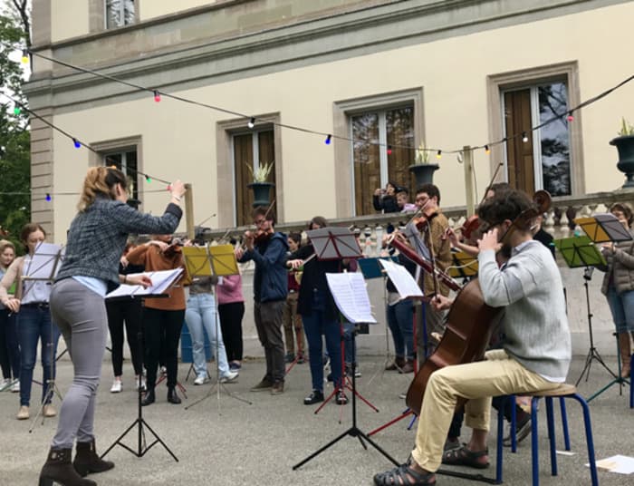 La place des Grottes est à vous: l'Orchestre spontané joue dans votre quartier!