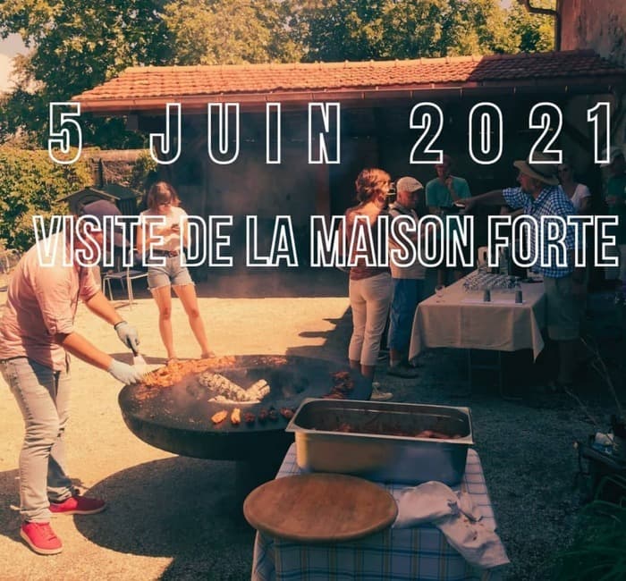 Visite de la Maison Forte: du poulet et du boeuf