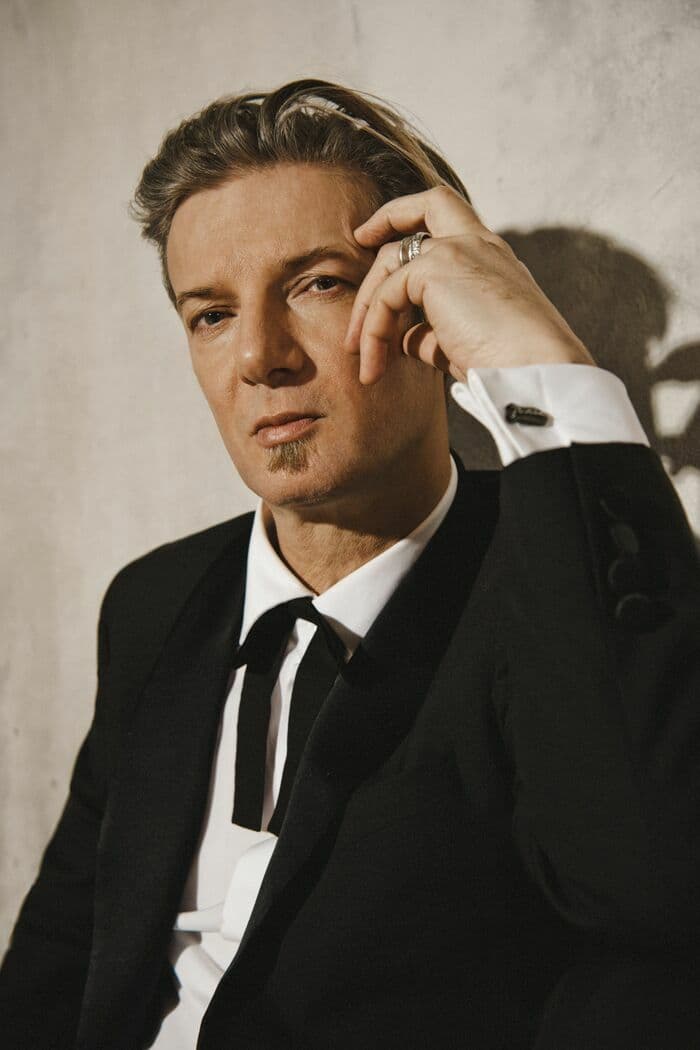 Bertrand Belin (FR)