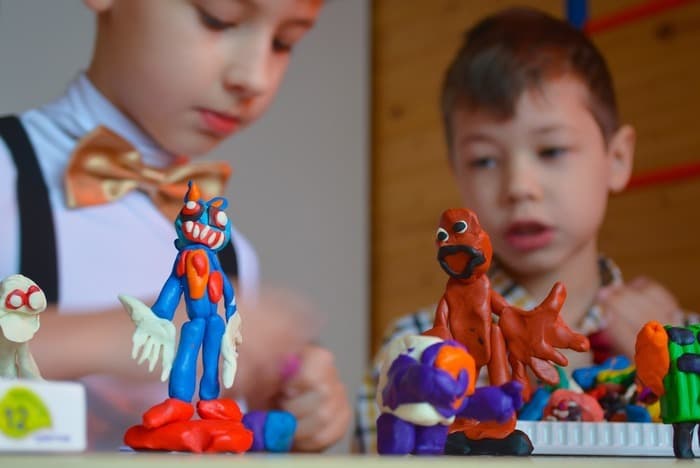Confectionne ta pâte à modeler et anime-la ! (4-6 ans)