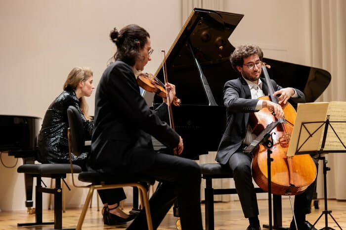 Bee Classical ! Avec Héloïse Luzzati et Fiona McGown
