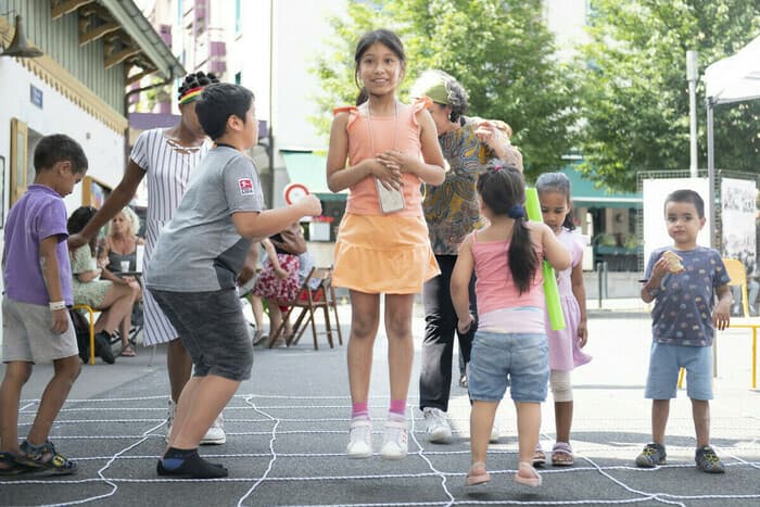 La place des Grottes est à vous: fêtons la rentrée des classes !