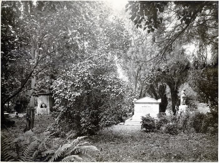 Visite du cimetière des Rois