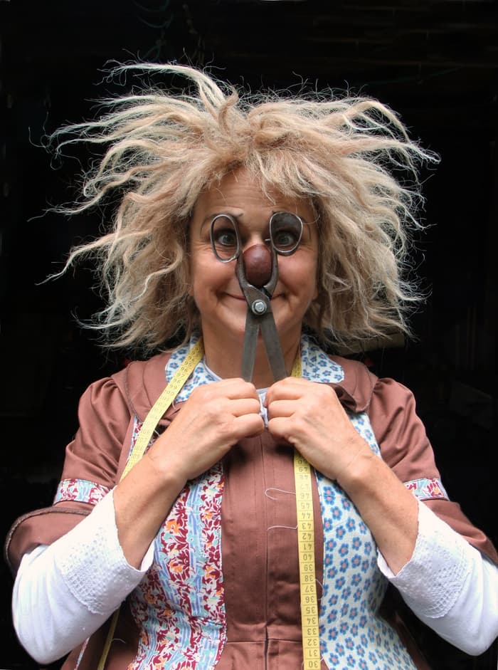 Cirque dès 8 ans : La Couturière par Gardi Hutter