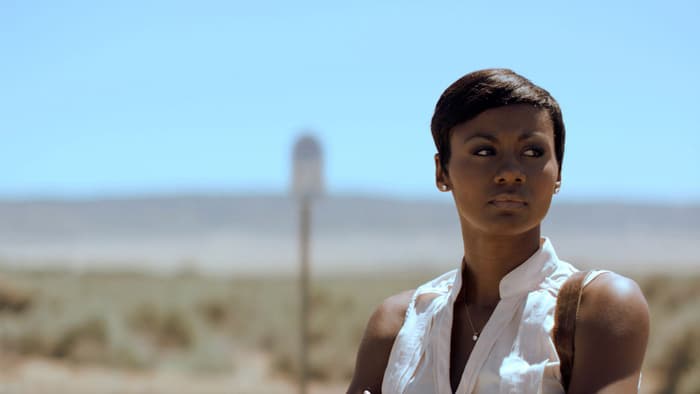 GIFF | PROJECTION | MIDDLE OF NOWHERE
