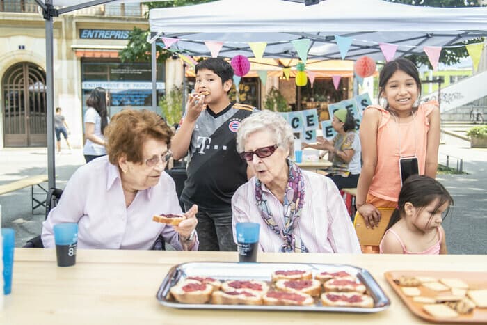 Création de mandalas, fitness et goûter intergénérationnel