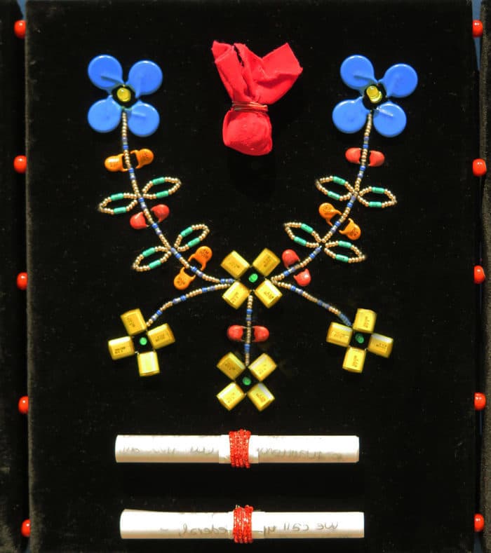 Performance de l’artiste anishinaabe odawa Barry Ace