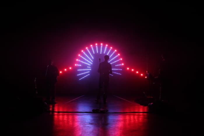 LE JOUR OÙ LE JOUR S'ARRÊTA - Spectacle Grenadine