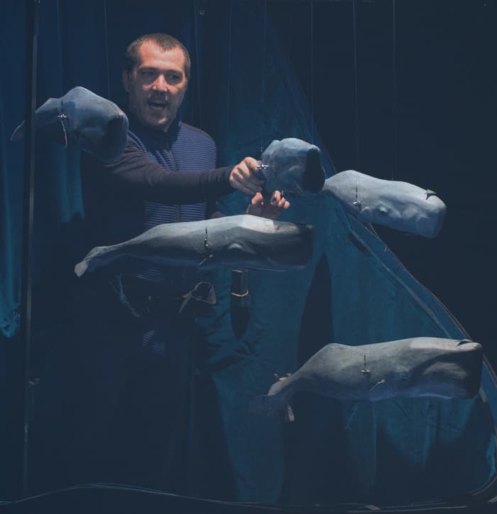 FABLES: L'AGNEAU A MENTI + LES ACROBATES