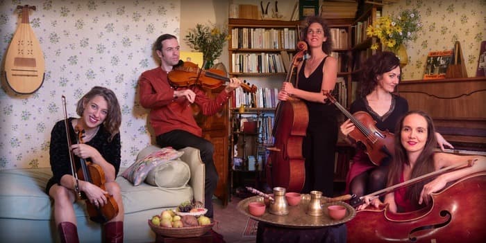 LES VENDREDIS DE L’ETHNO : QUINTET BUMBAC, L’ÂME DES CORDES DES BALKANS