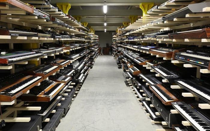 Instruments et logiciels musicaux comme outils sociaux: s'emparer des moyens de création