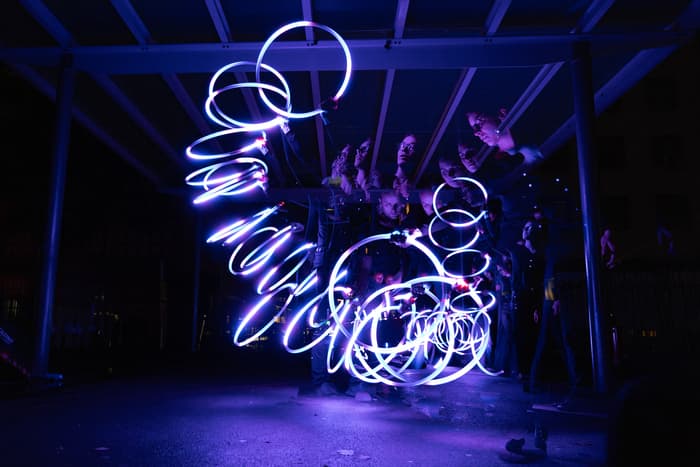 Déambulation lumineuse intergalactique
