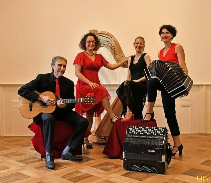 PRESQUE TANGO
