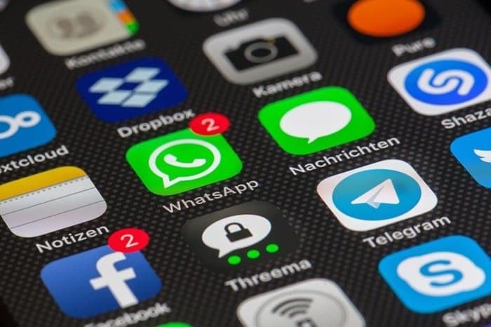 Cours pour seniors | Trucs et astuces: Comment utiliser l’application WhatsApp sur son iPhone