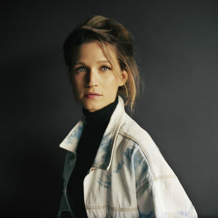 SELAH SUE, Pilar Vega
