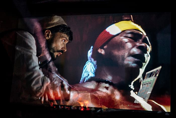 Vincent Moon's live-cinema - Visions mystiques en transe optique