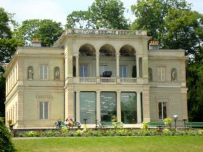 L'ETRANGE HISTOIRE DE BOBBY DANS LES PARCS DE GENEVE