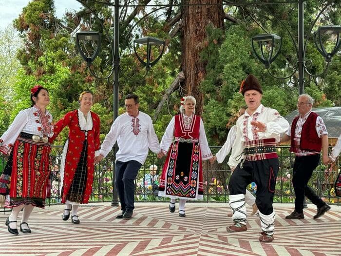 Bal dînatoire - sa 15 novembre | 19:00 | Point Favre - Chêne-Bourg (festival Mystères des Balkans)