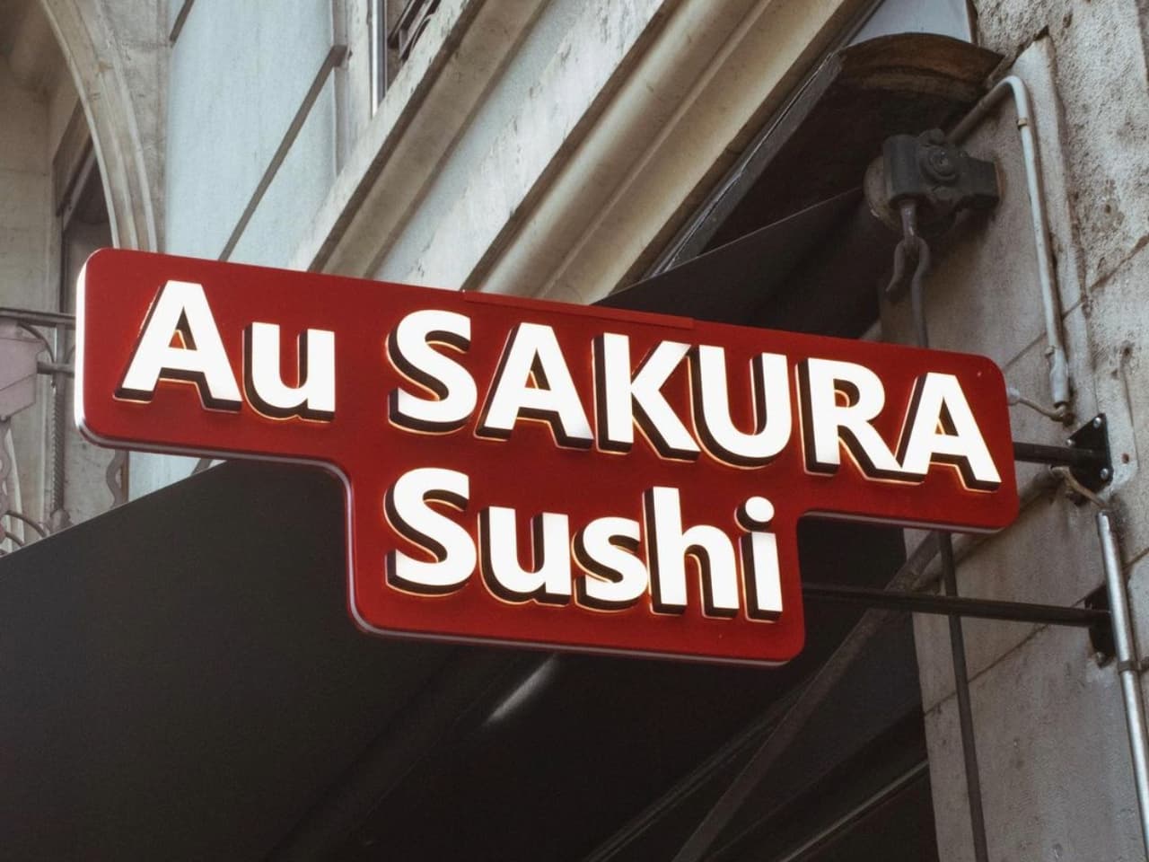 Au Sakura Sushi Bar