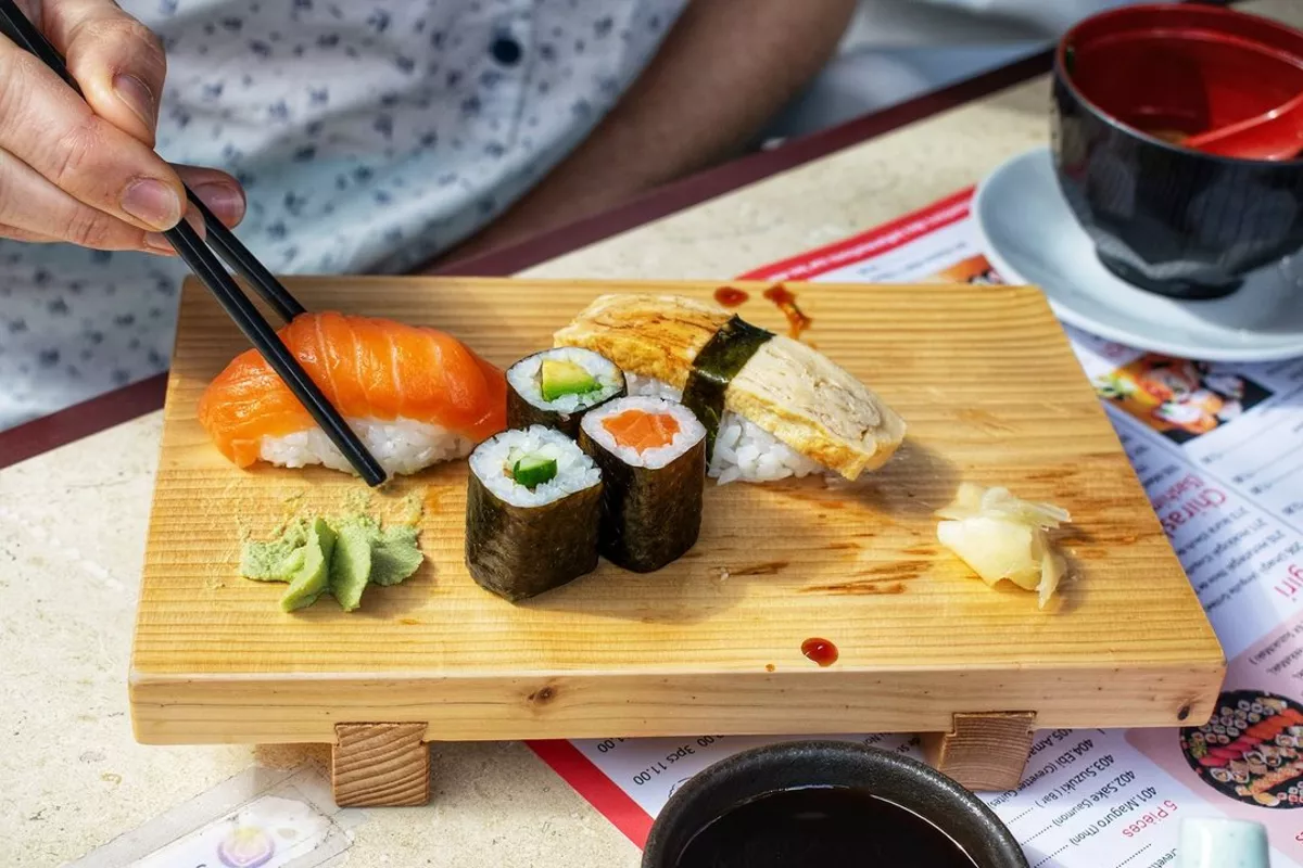 Au Sakura Sushi Bar photo geneve.com