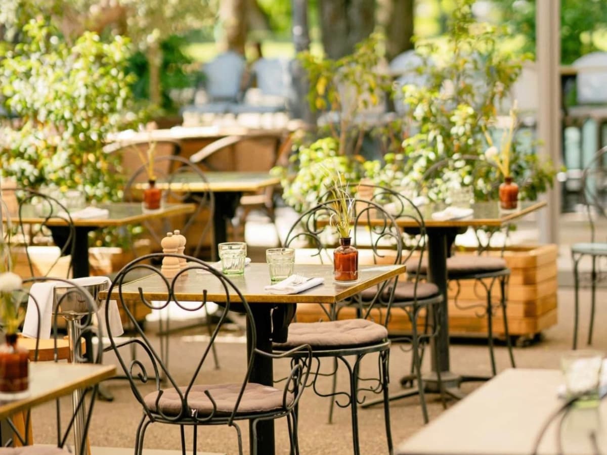 Kiosque du Parc des Bastions photo geneve.com