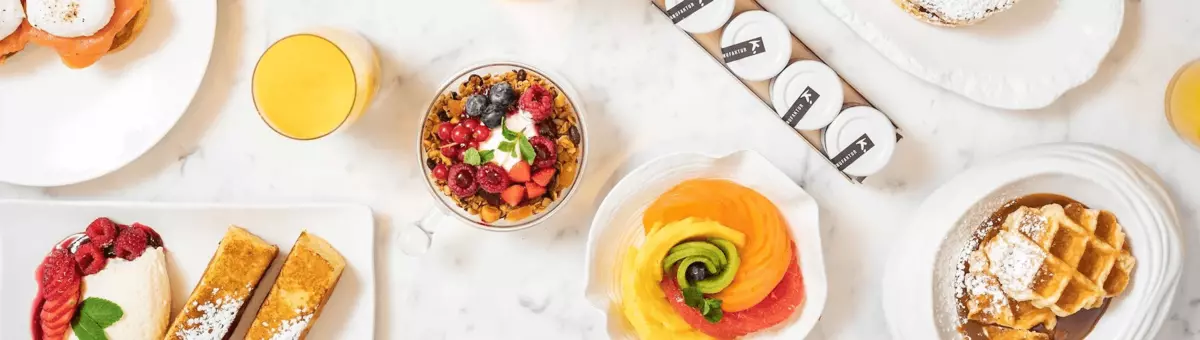 Living Room Bar & Kitchen (Hotel Ritz Carlton) photo geneve.com