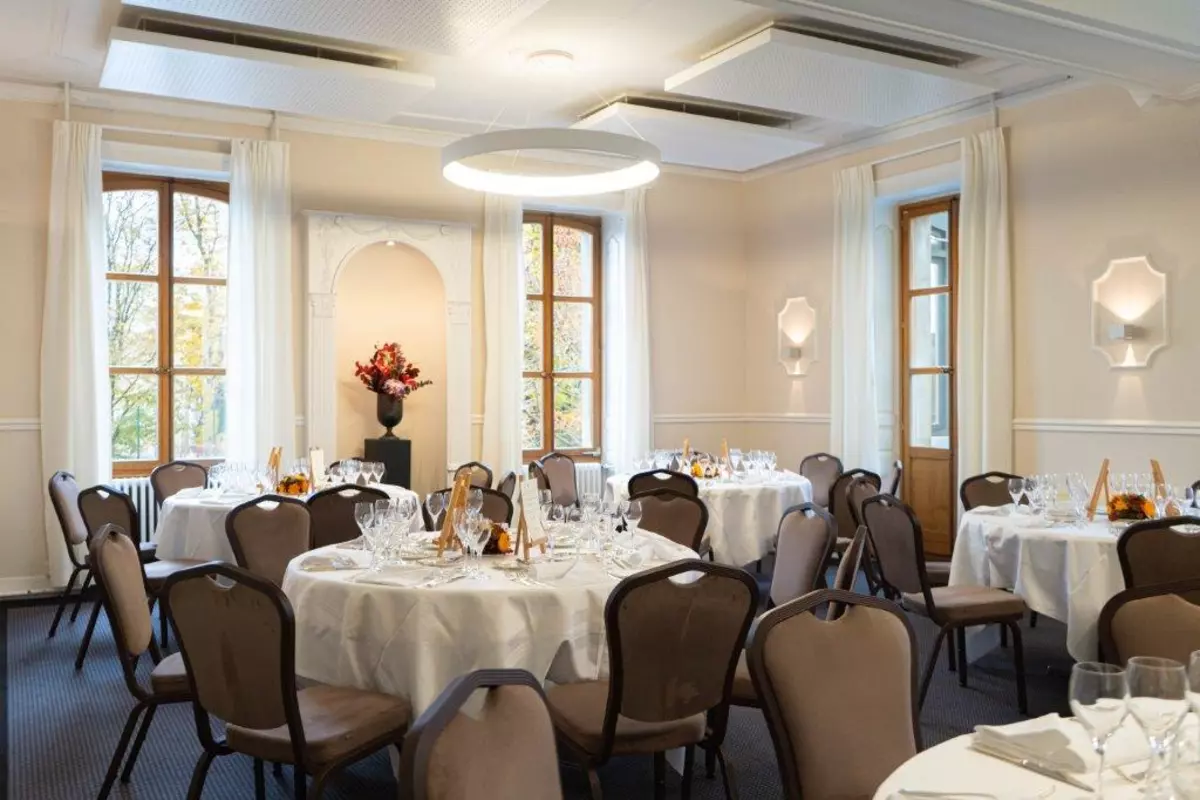 Restaurant Vieux-Bois (Ecole Hôtelière) photo geneve.com