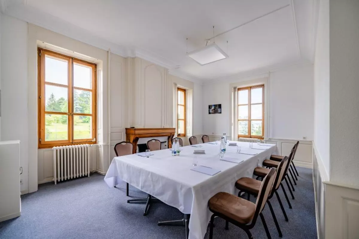 Restaurant Vieux-Bois (Ecole Hôtelière) photo geneve.com