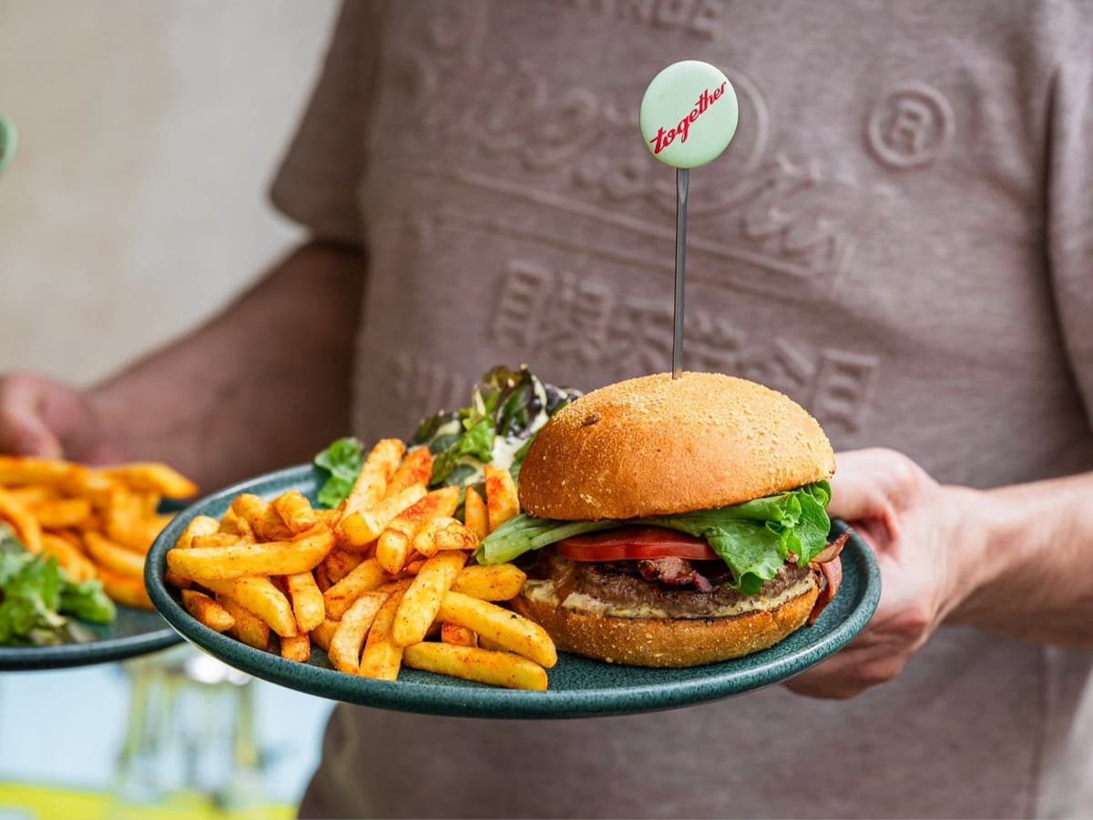 Together photo geneve.com