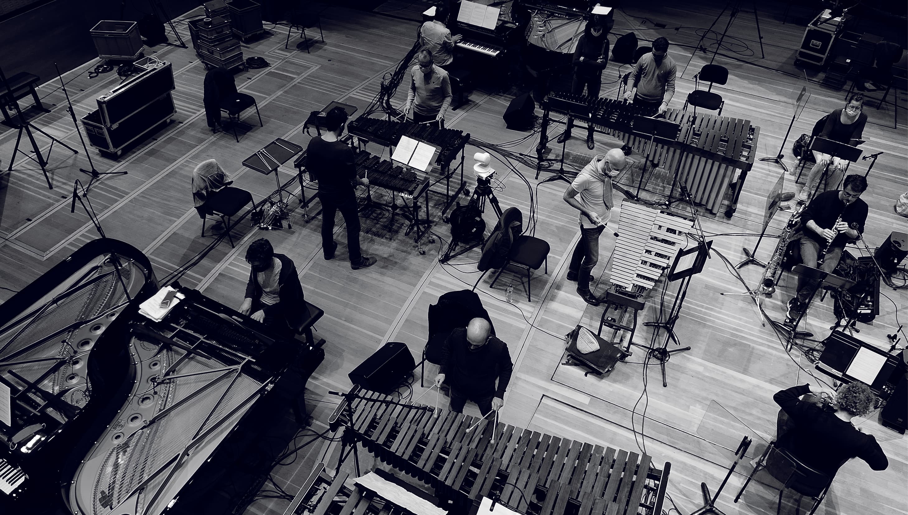 EKLEKTO & Ensemble Contrechamps : Music for 18 Musicians